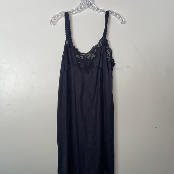 Gorgeous black slip dress perfect - Picture 1 of 2